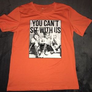 Women’s medium Hocus Pocus tshirt.